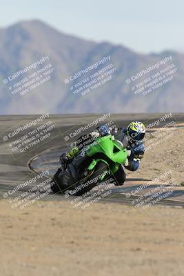 media/Nov-16-2025-Race Pace (Sun) [[8c5fa54630]]/Verified Riders/8-Turn 12 (120pm)/